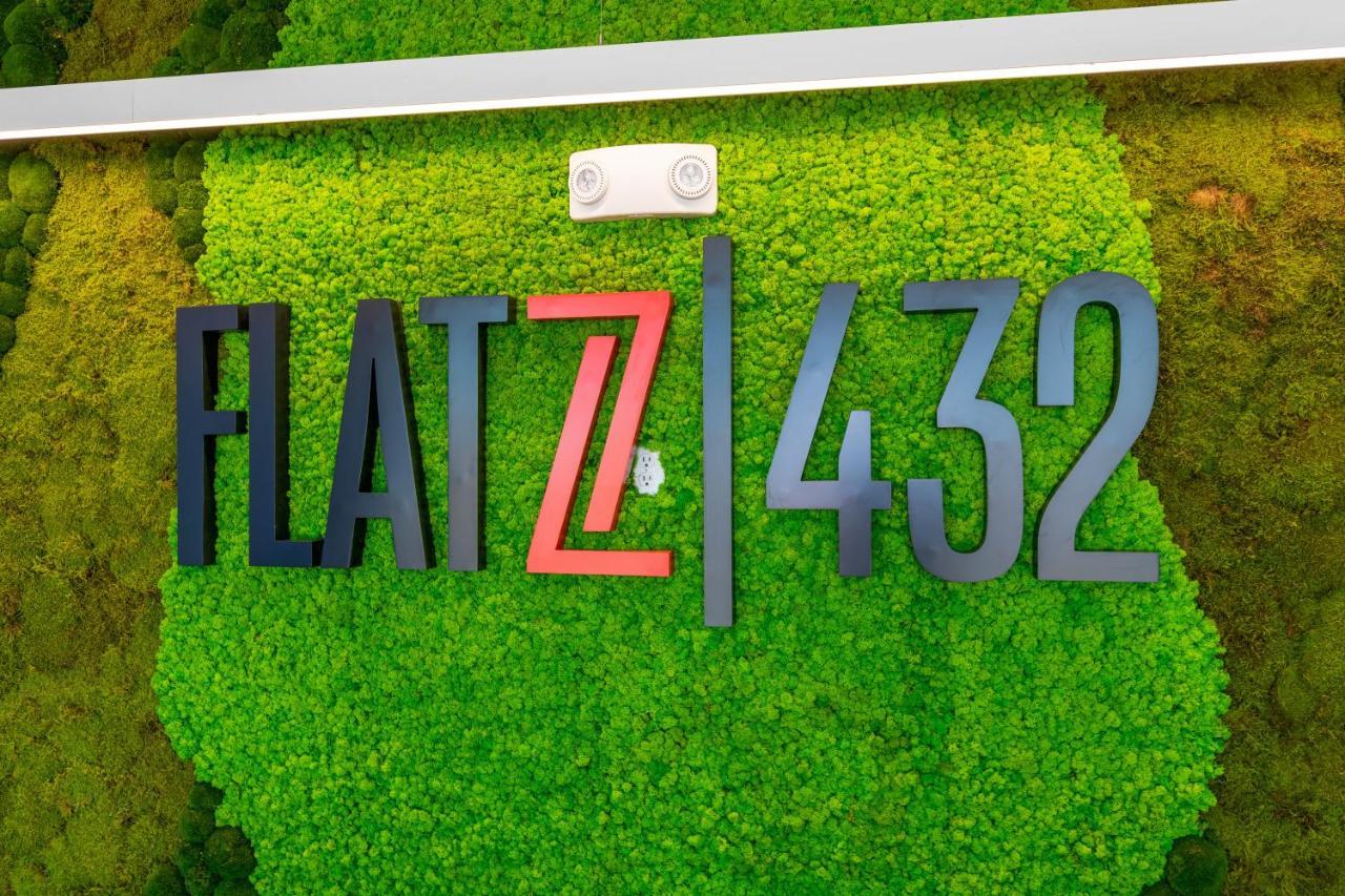 Flatz432 Apartments By Barsala Midland Dış mekan fotoğraf